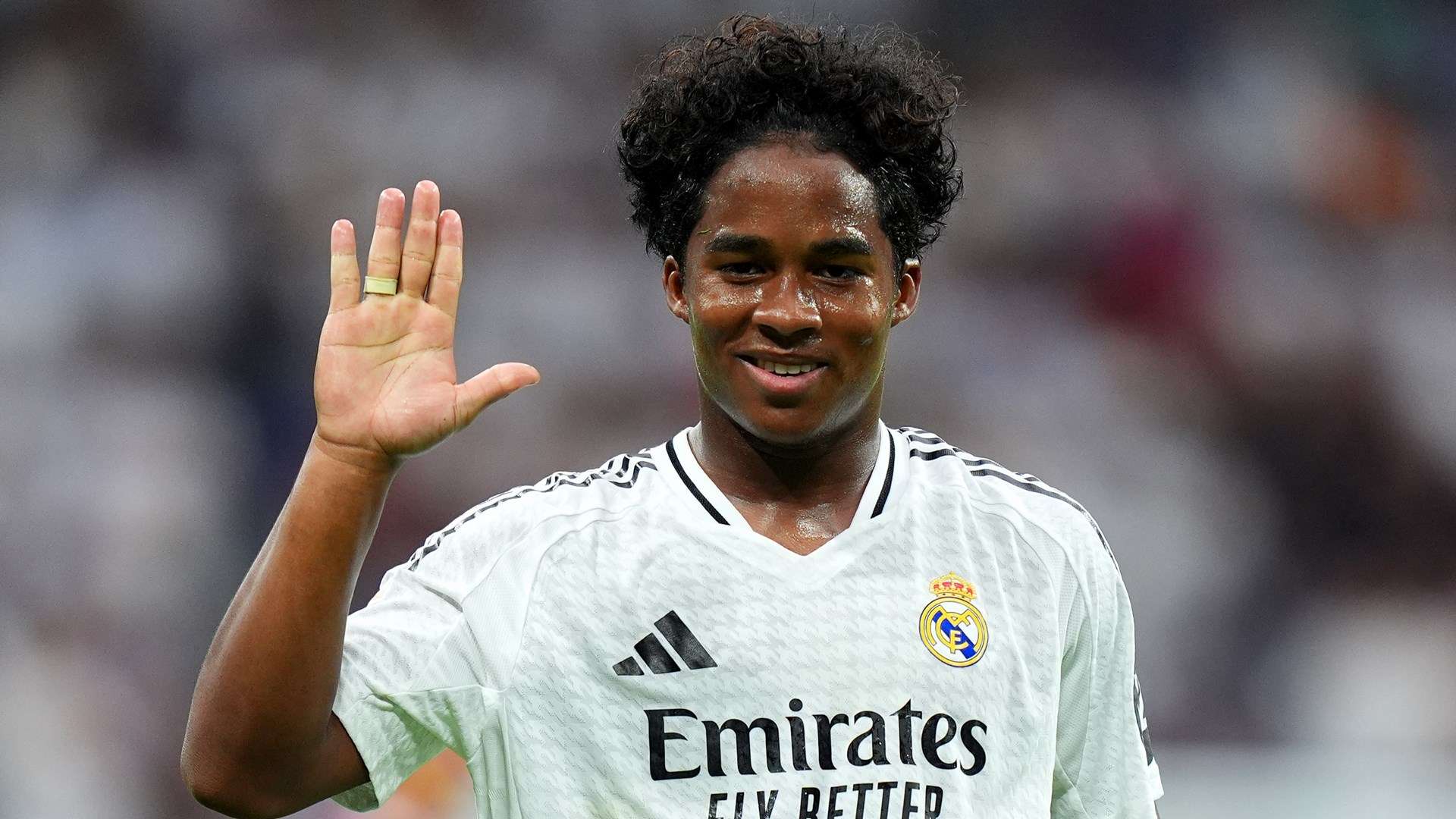 不仅透出了 不仅透出了